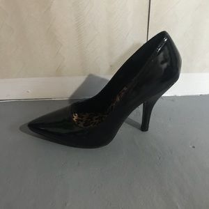 Heels size 9